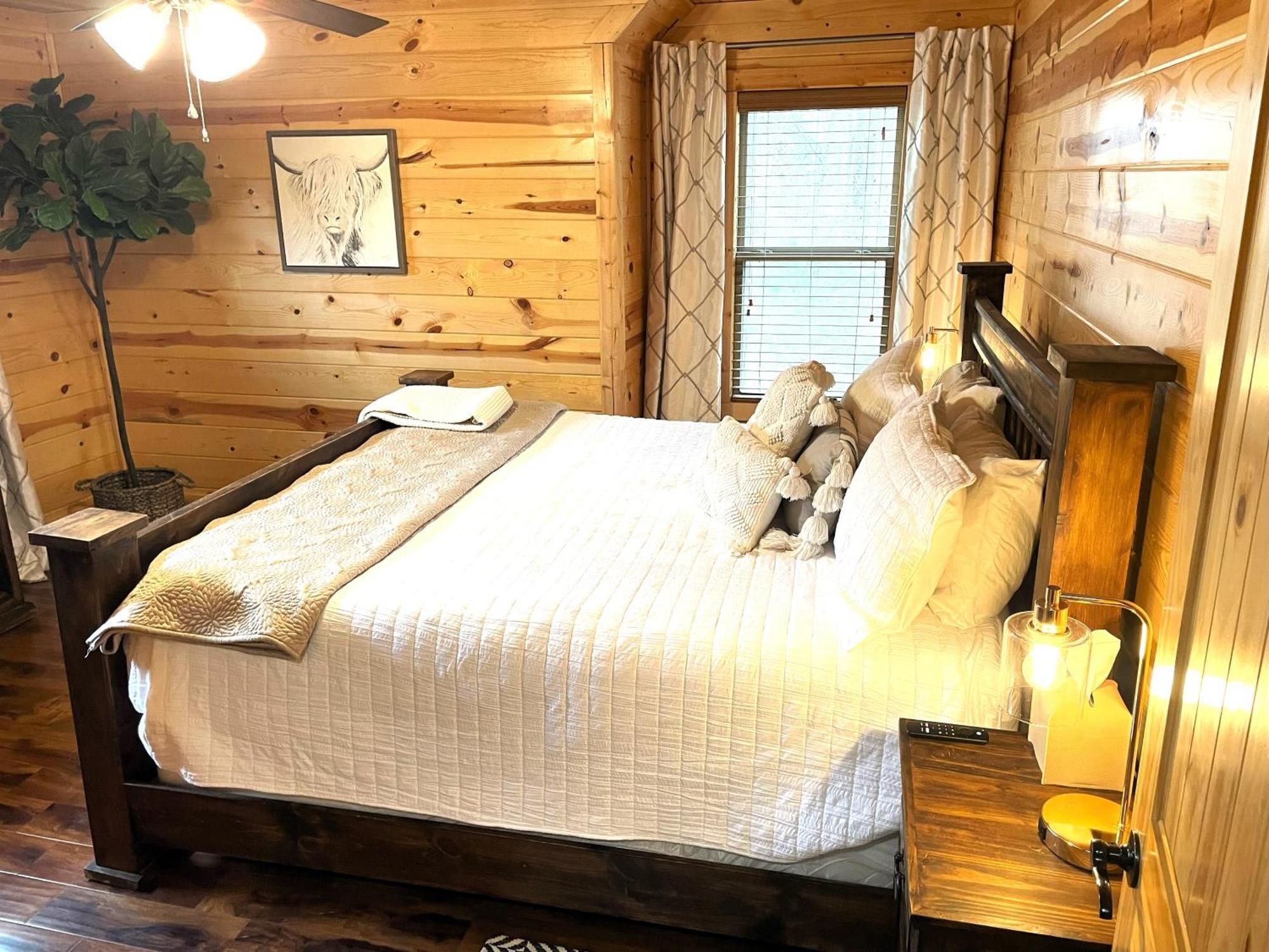 4Br/3Bth Family Cabin With A Hot Tub, Sleeps 14 Брокен-Боу Екстер'єр фото